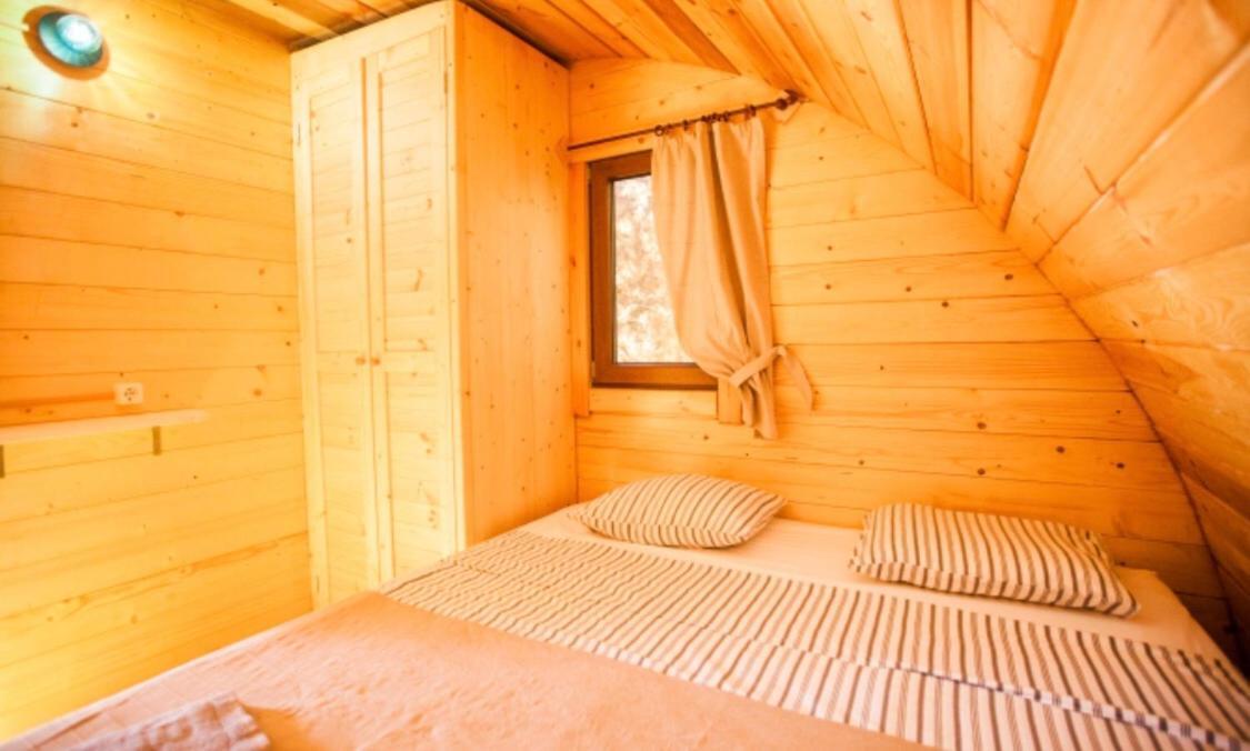 Eco-Wooden Houses Camping Montana Roja 厄尔梅达诺 外观 照片