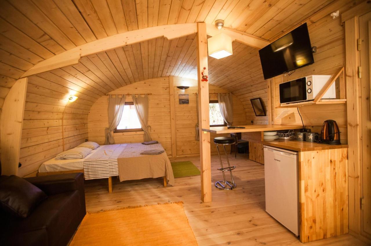Eco-Wooden Houses Camping Montana Roja 厄尔梅达诺 外观 照片