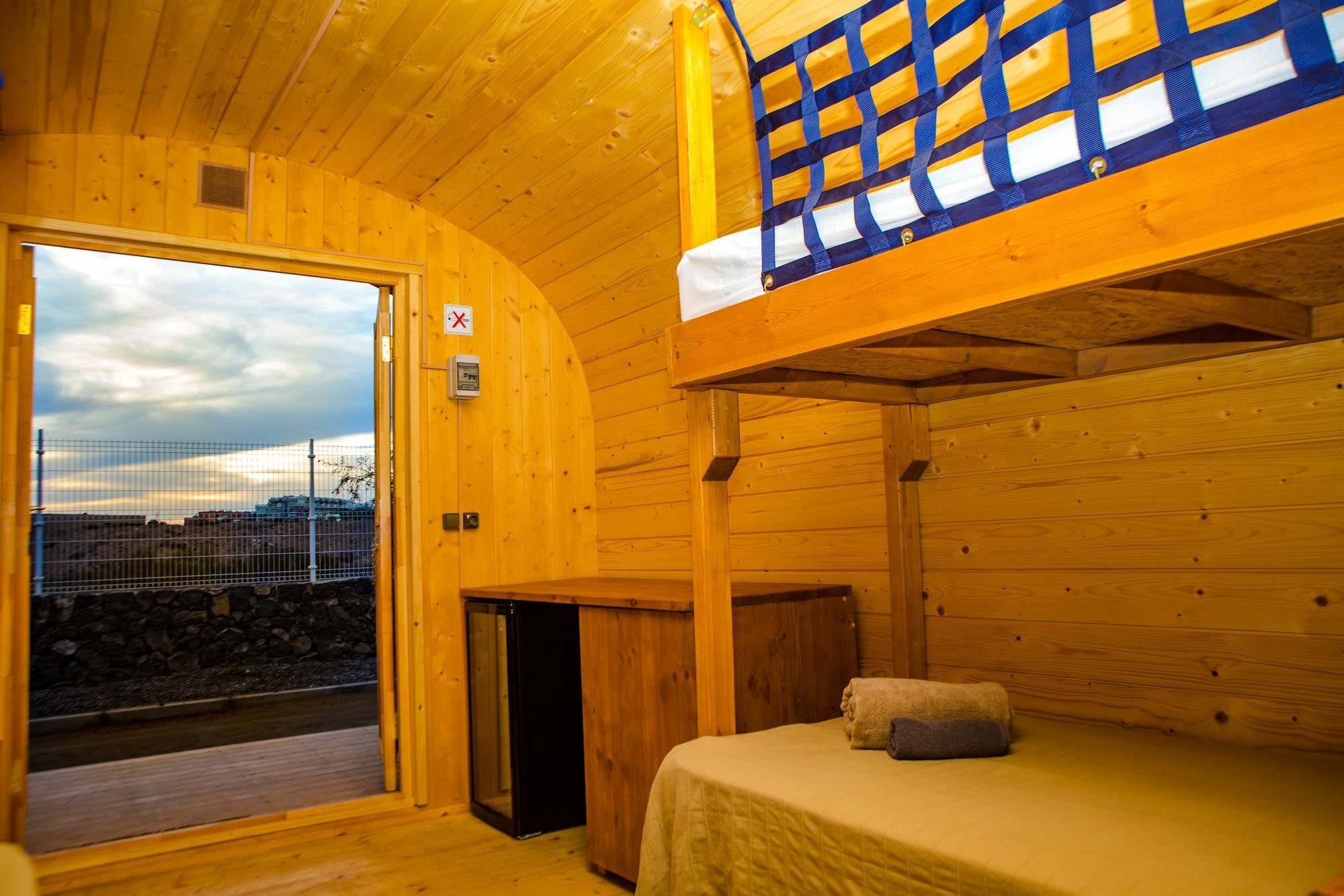 Eco-Wooden Houses Camping Montana Roja 厄尔梅达诺 外观 照片