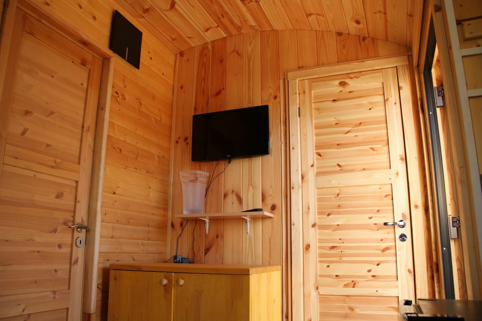 厄尔梅达诺Eco-Wooden Houses Camping Montana Roja别墅 外观 照片